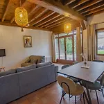 Le Du Chateau 2 Holiday home